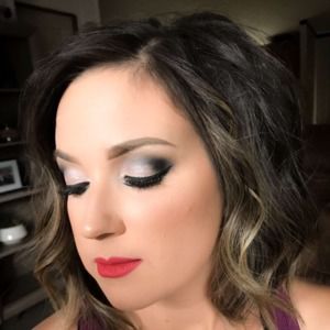 Meet your Posher, Helen